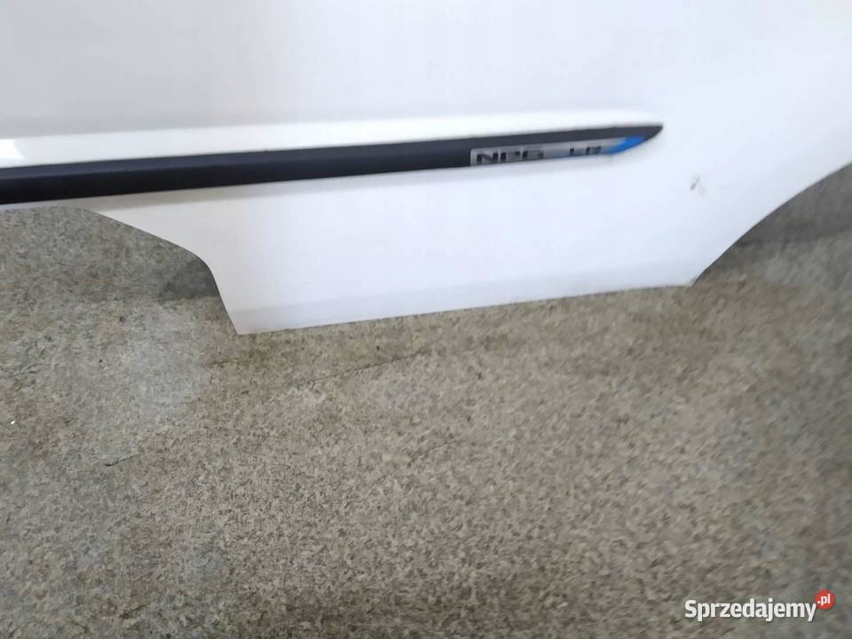 DRZWI PRAWE PRZÓD BIAŁE Piaggio Porter II 2021