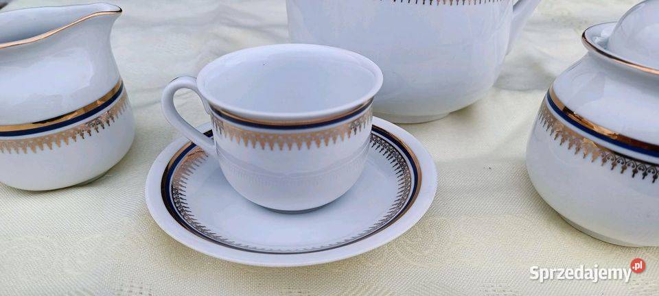 Piękny serwis kawowy Karolina porcelana PRL Kołobrzeg