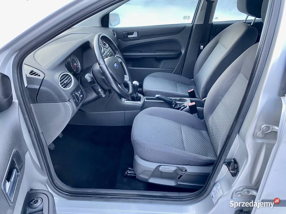 Ford Focus 16 benzyna BEZWYPADKOWY Przebieg centralny zamek Focus Wieliszew