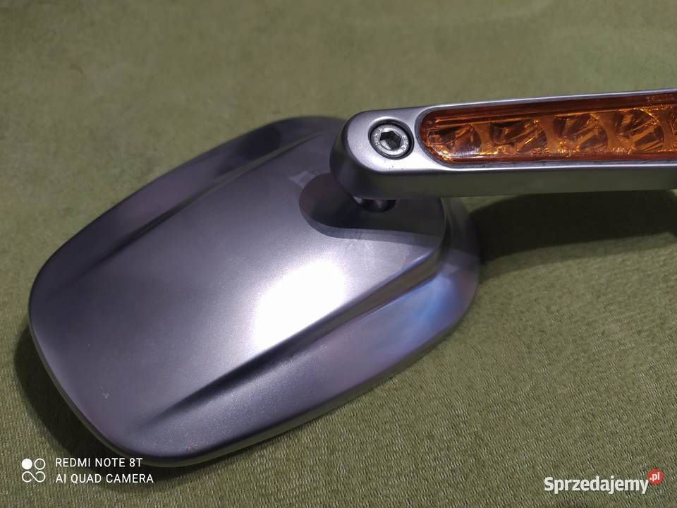 HARLEY HD KIERUNKOWSKAZ MIGACZ LED LUSTERKO V Oświetlenie