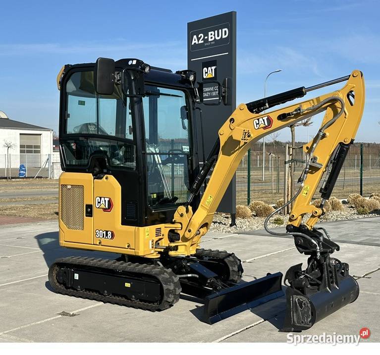 FABRYCZNIE NOWA MINIKOPARKA CATERPILLAR 3018 Tuliszków
