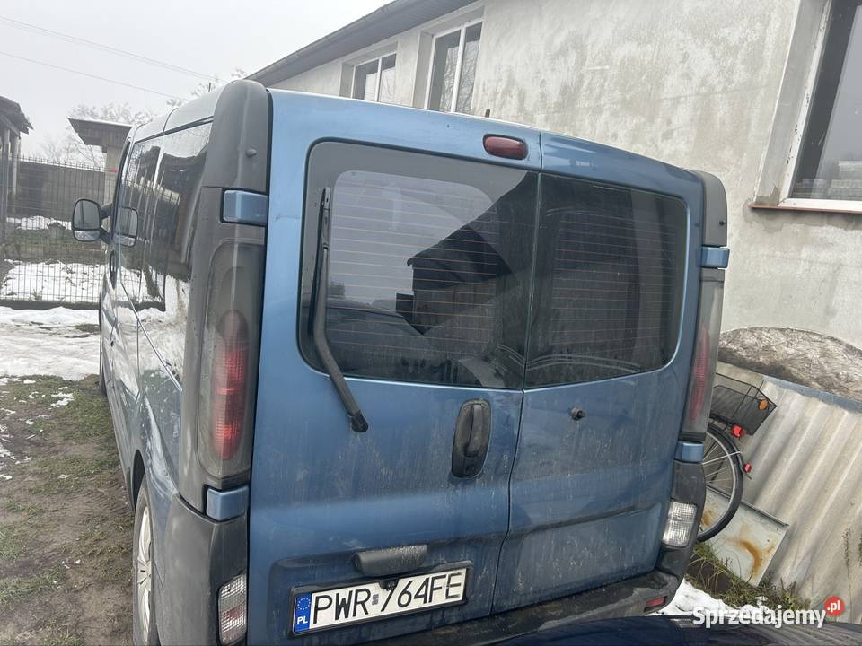 Renault trafić 2006r 19 dti 9 os nieuszkodzony