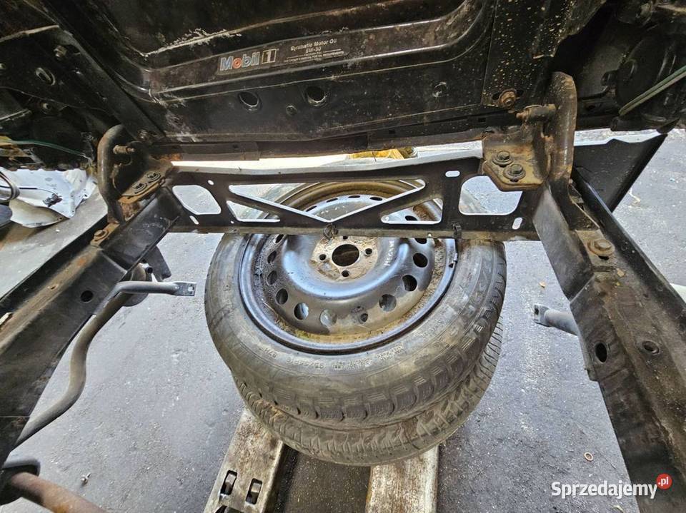 ĆWIARTKA PRAWA LEWA PRZÓD CORVETTE C4 LIFT Lipno