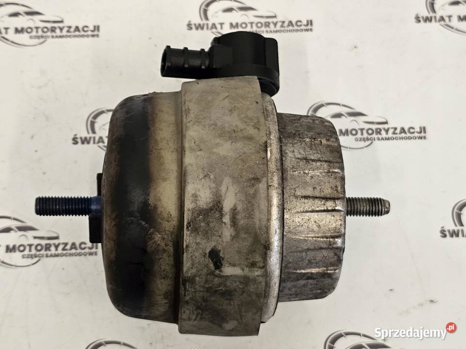 AUDI A6 27 TDI BPP 180 06r poduszka silnika Zawieszenie silnika