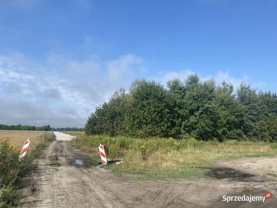 DZIAŁKA INWESTYCYJNA W POBLIŻU LOTNISKA WARSZAWA prąd mazowieckie Nowy Modlin