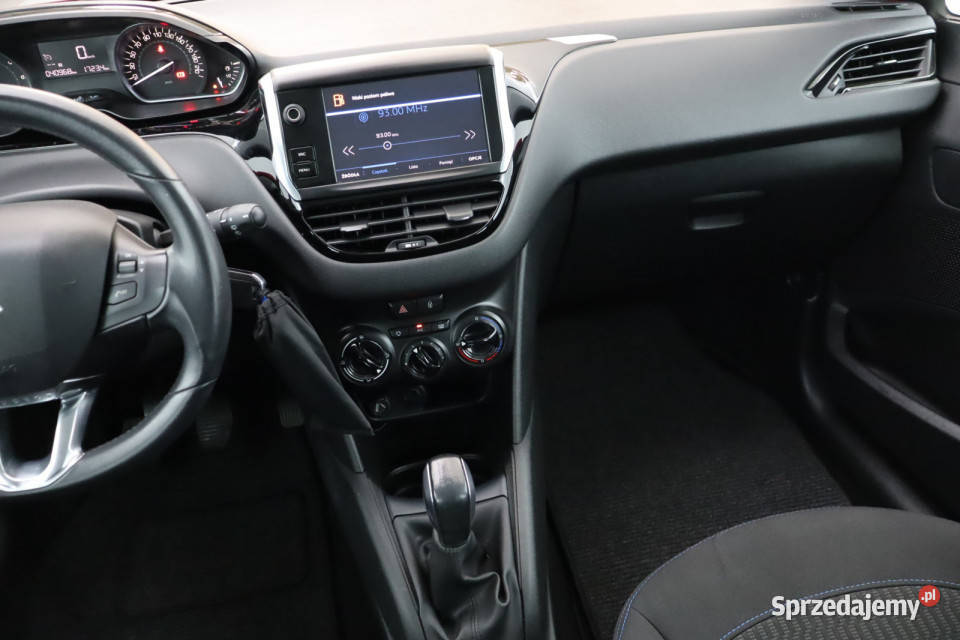 Peugeot 208 12 PureTech Zabrze sprzedam