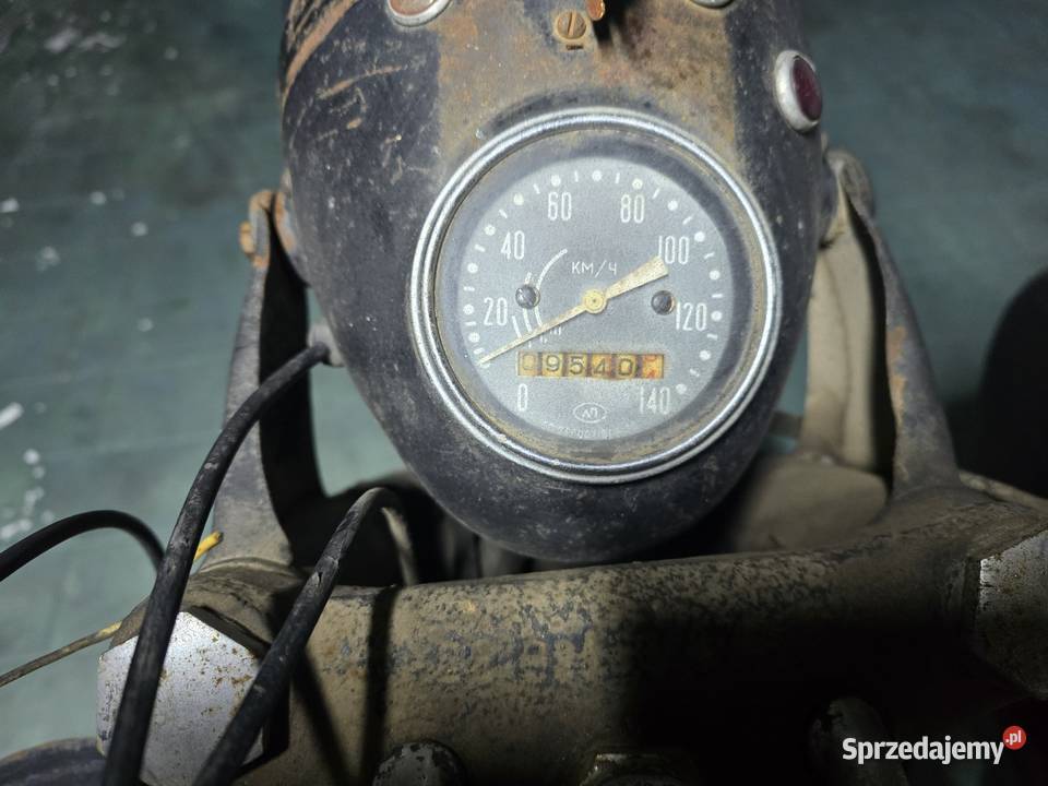 Sprzedam zamienie K750 kaśka zarejestrowana Rok produkcji 1965 Pozostałe Kajew