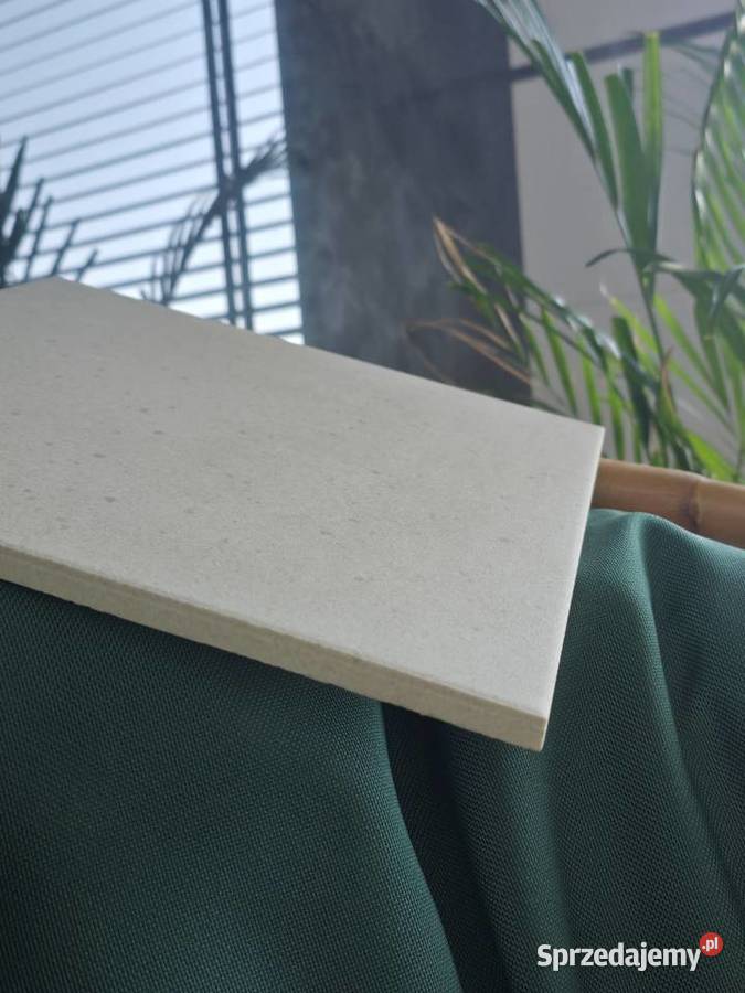 ARKASA TEQ CREAM Gres Techniczny 12mm 297X297 Opoczno