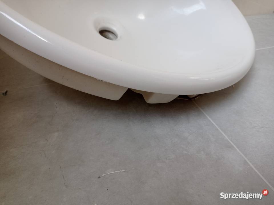 Umywalka wpuszczana w blat owalna 55 x 48 Supraśl