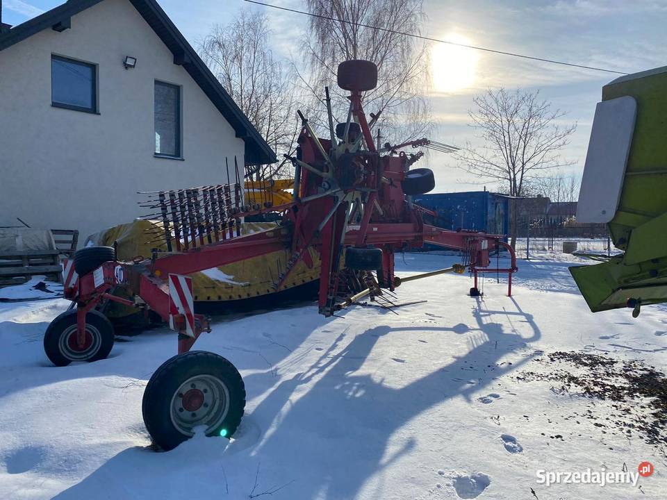 Zgrabiarka karuzelowa dwu karuzelowa JF Stoll R Ćmiłów