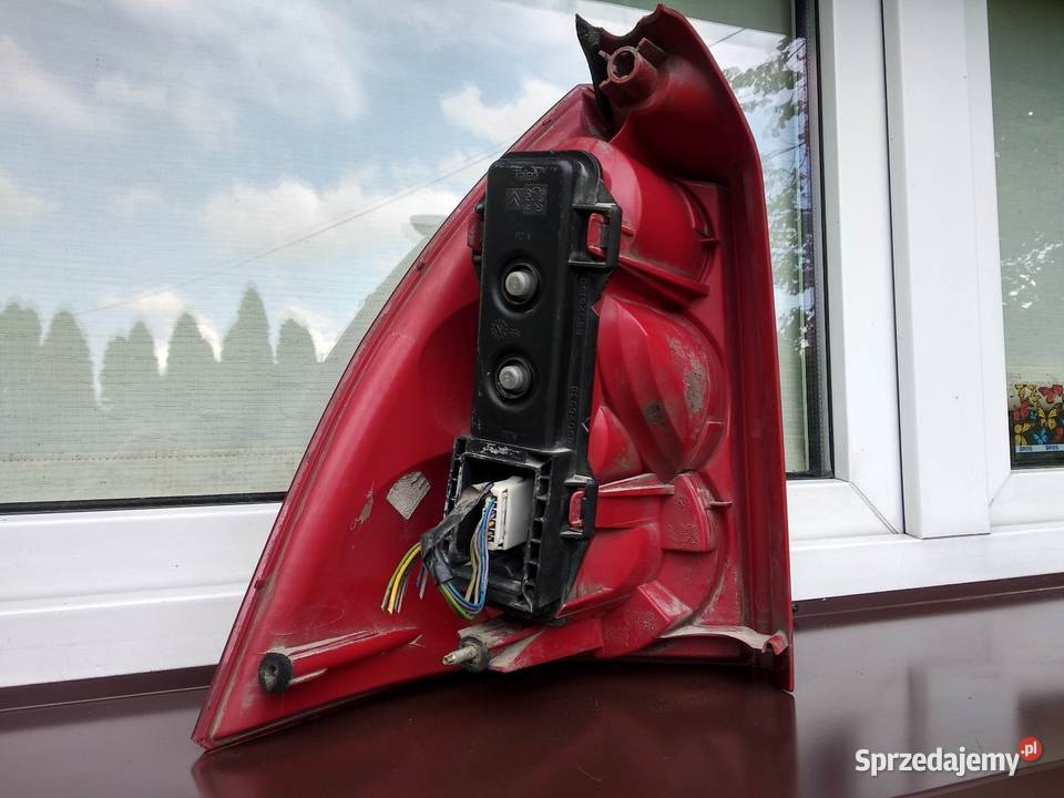 Peugeot 307 SW kombi przedlift lampa tył tylna Sieradz sprzedam