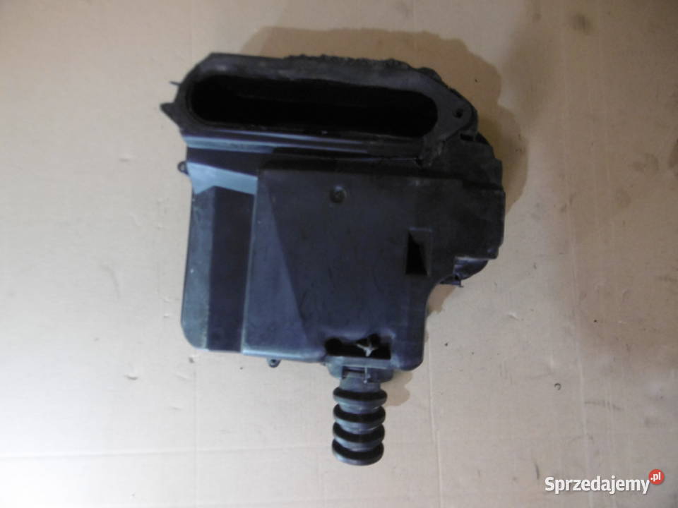 obudowa komputera 8D1907613 vw passat b5 skoda Rok produkcji 2005 Układ elektryczny Szczecin