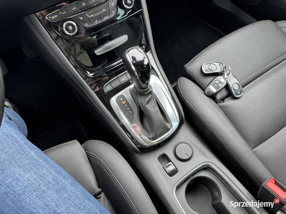 Opel Astra 14 BENZYNA Klimatronik Navi Ledy Konin