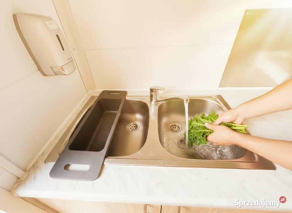 Nowoczesny i w pełni wyposażony food truck