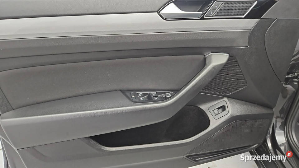 Volkswagen Passat Variant 15 TSI EVO Business Warszawa