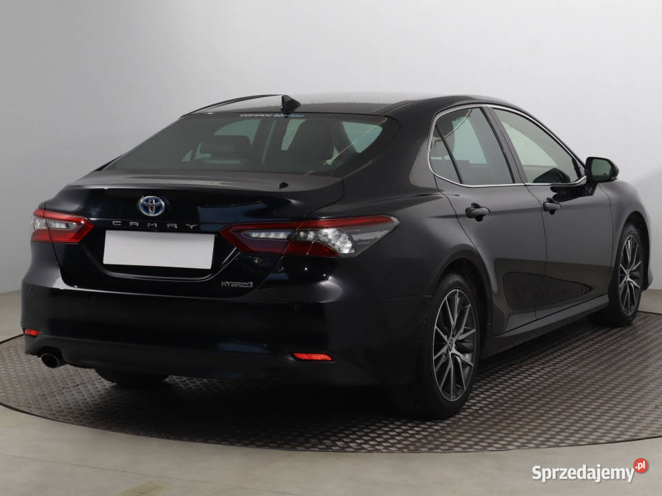 Toyota Camry 25 Hybrid automatyczna