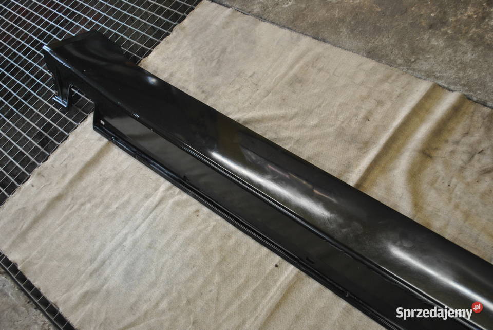 Nakłądka progu lewa przednia BMW E60 E61 Poręba