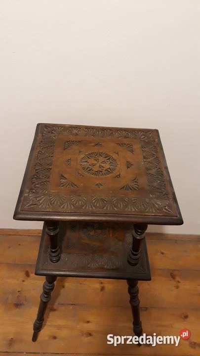 Rzeźbiony drewniany stolik pomocniczy kawowy mazowieckie Warszawa