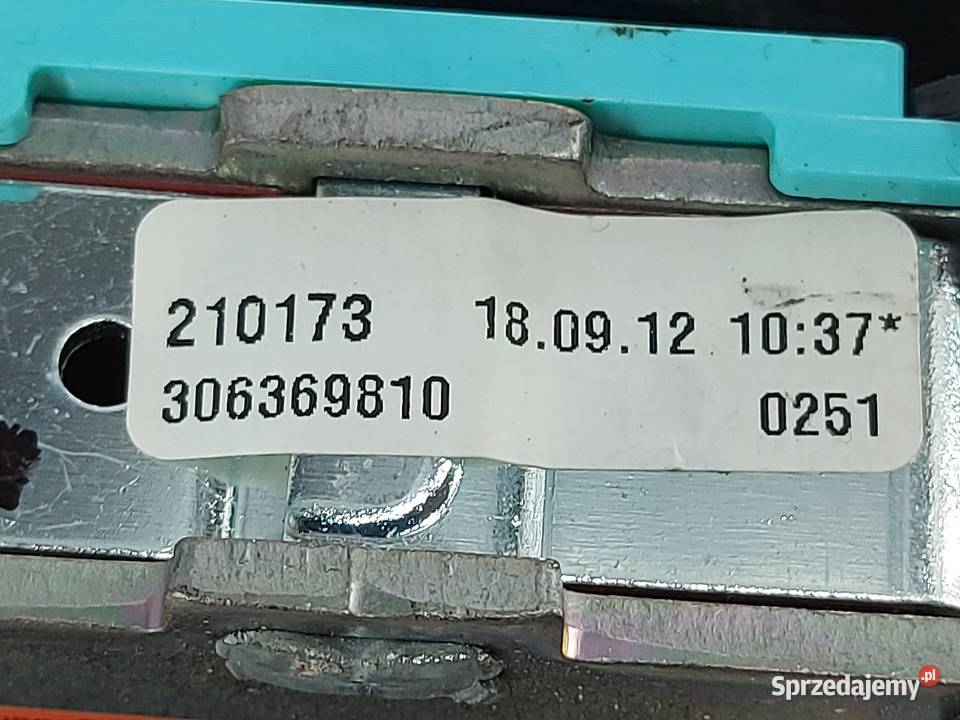 AUDI S4 B8 13r pas bezpieczeństwa prawy przód osobowe Wyposażenie wnętrza Kielce sprzedam