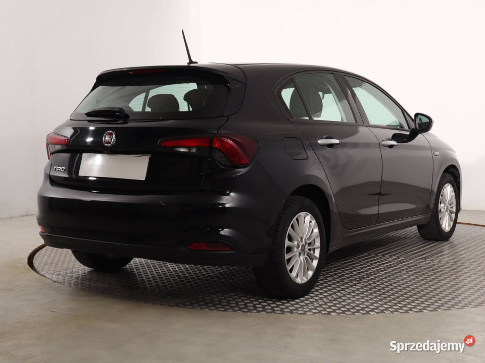 Fiat Tipo 10 FireFly kamera cofania Katowice