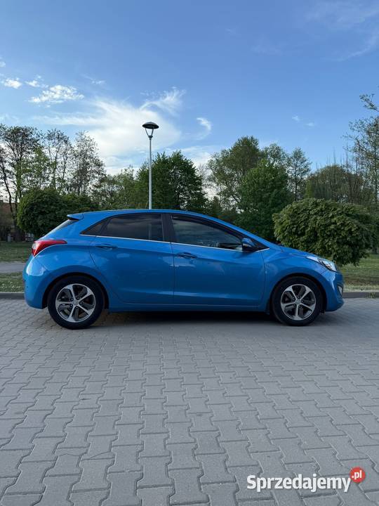 Hyundai i30 16 GDI 2016 Rok produkcji 2016 Ostrowiec Świętokrzyski