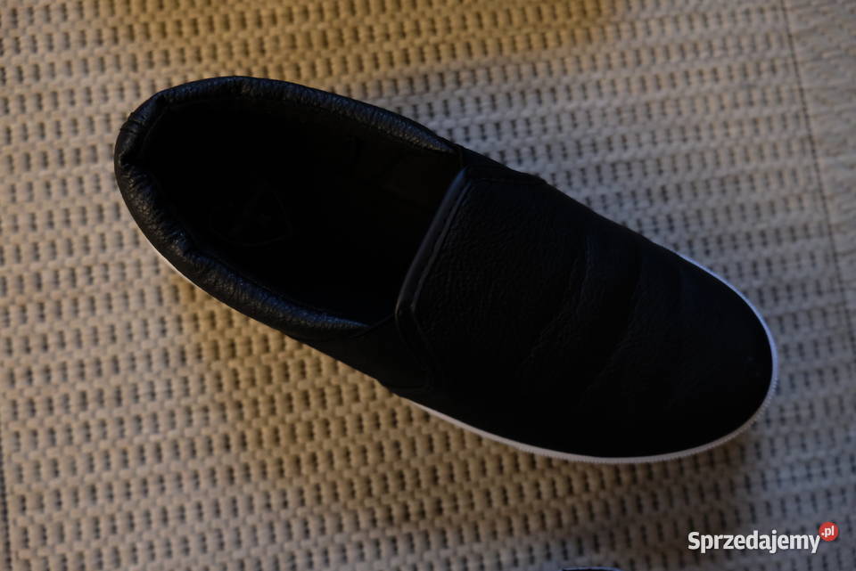 czarne trampki tenisówki buty slip on sportowe sprzedam