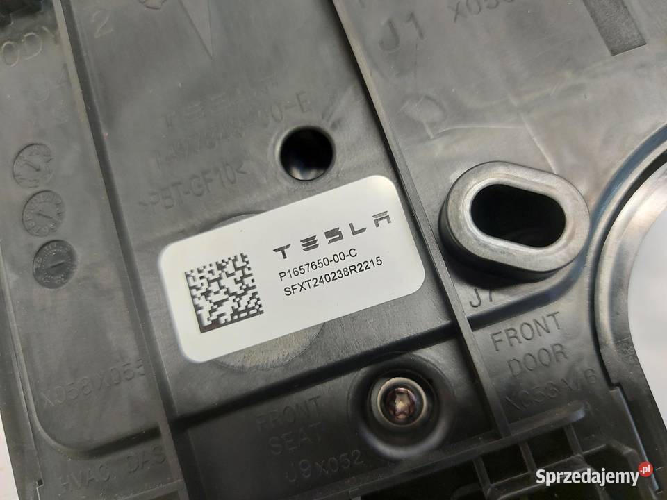 TESLA MODEL Y 2024r MODUŁ STEROWNIK KOMFORTU