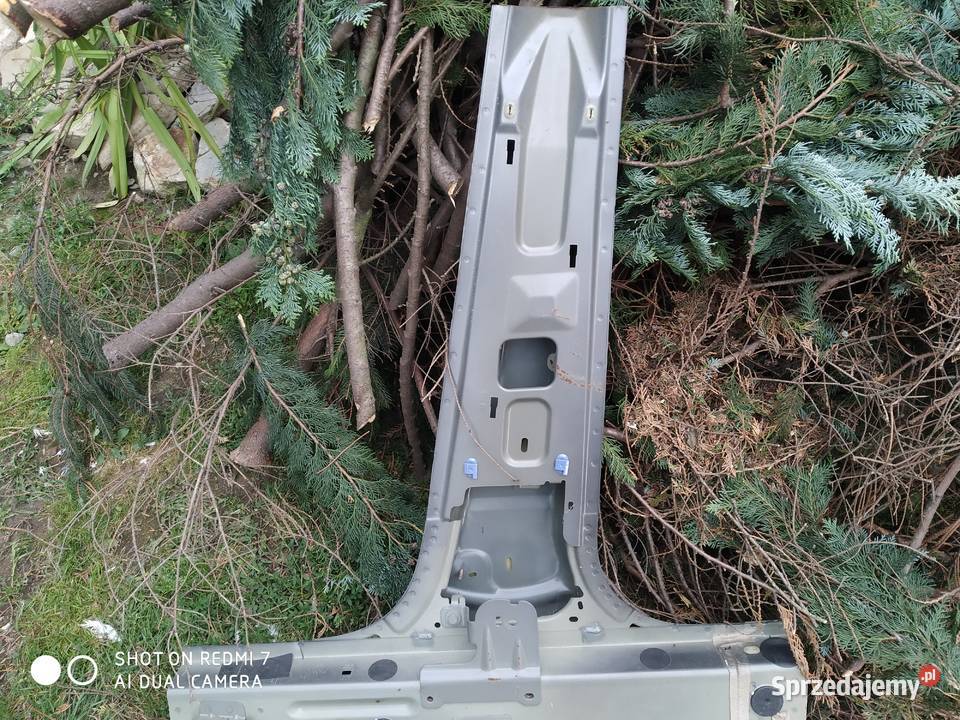 Słupek środkowy próg prawy Peugeot 5008 II Ropczyce