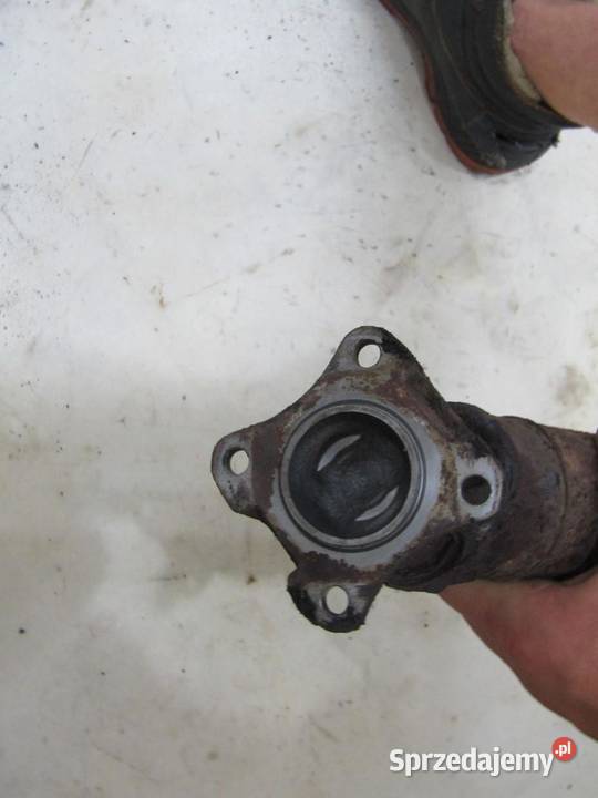 WĄŁ NAPĘDOWY SUZUKI SX4 SCROSS 27100M00