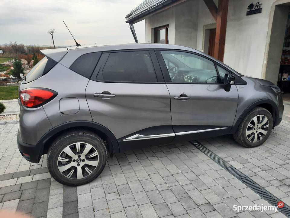 Renault Captur 09 tce 2016 salon Polska Ziębice