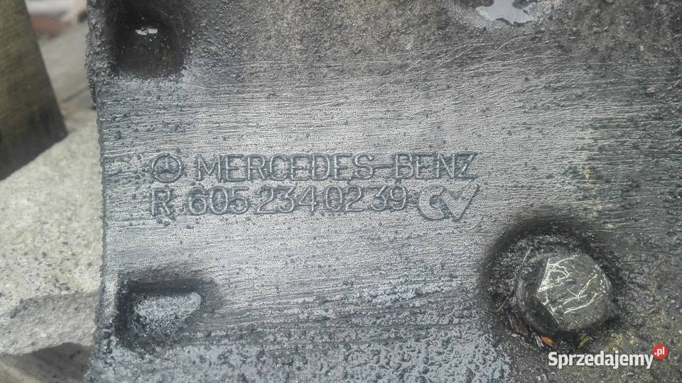 Mercedes w 210 łapa kompresora klimy 6052340239 Kocmyrzów