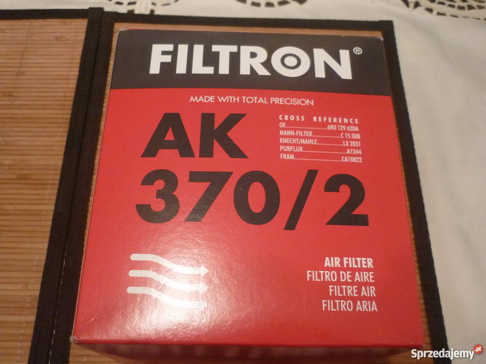 Filtr powietrza AK 3702 FILTRON Audi Skoda VW