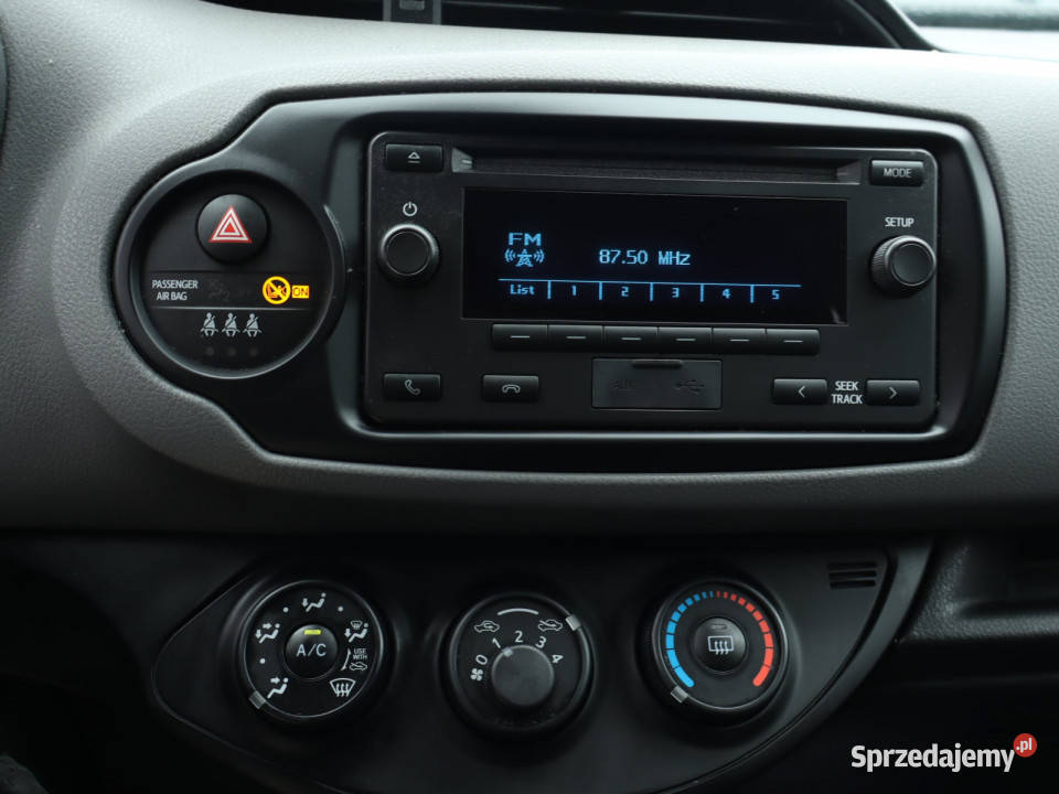 Toyota Yaris 15 Dual VVTi Yaris Katowice