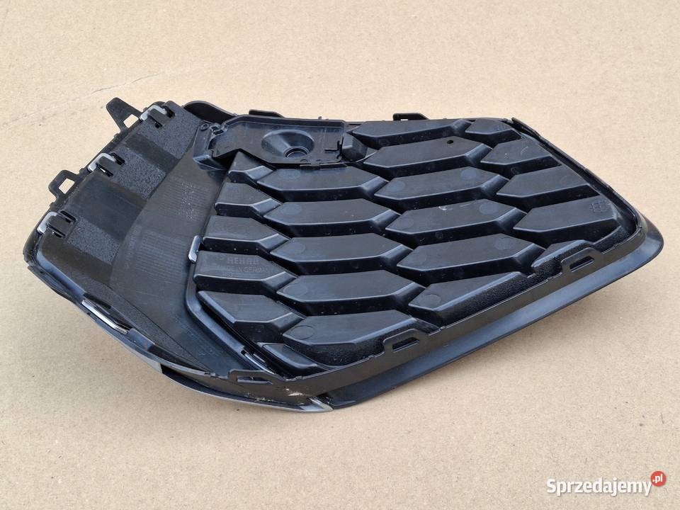 AUDI A3 8Y SLINE KRATKA ZDERZAKA LEWA ATRAPA sprzedam
