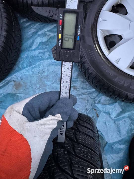 Koła Zimowe Kumho 15 calowe VW 5x112 Golf Skoda Żółkiewka-Osada