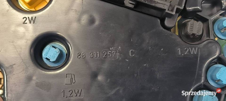 LICZNIK ZEGAR MERCEDES 2105406547 Pozostałe Lipno