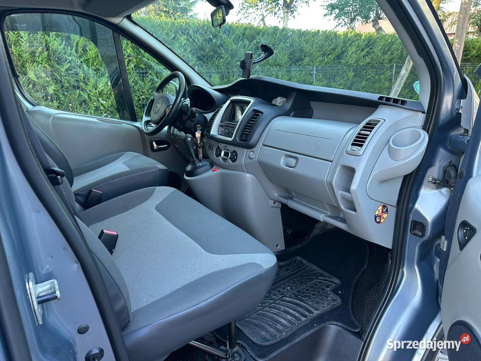 Renault Trafic 9 osobowy LONG 20 115 odtwarzacz DVD Pogorzela