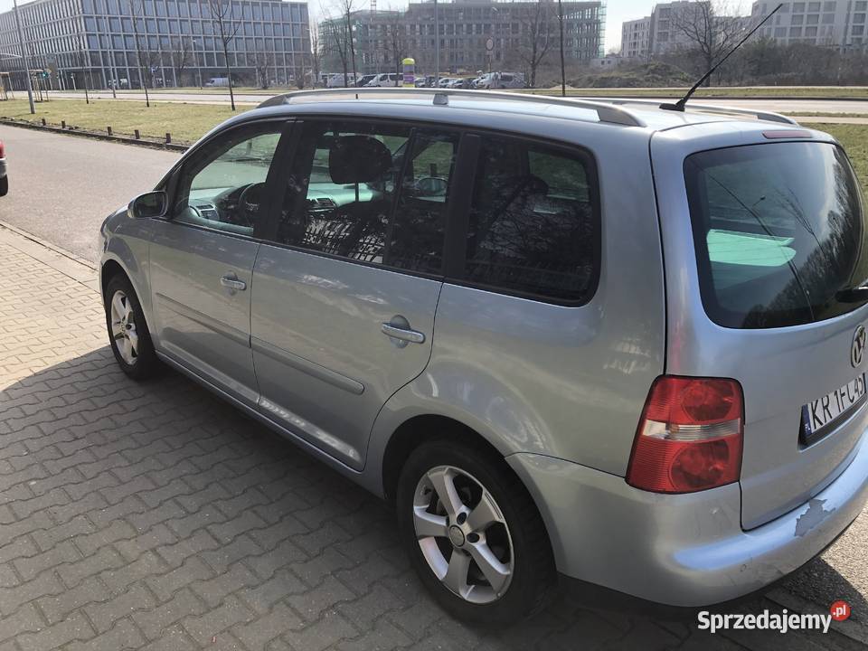VW Touran 20 TDI BMM Warszawa sprzedam