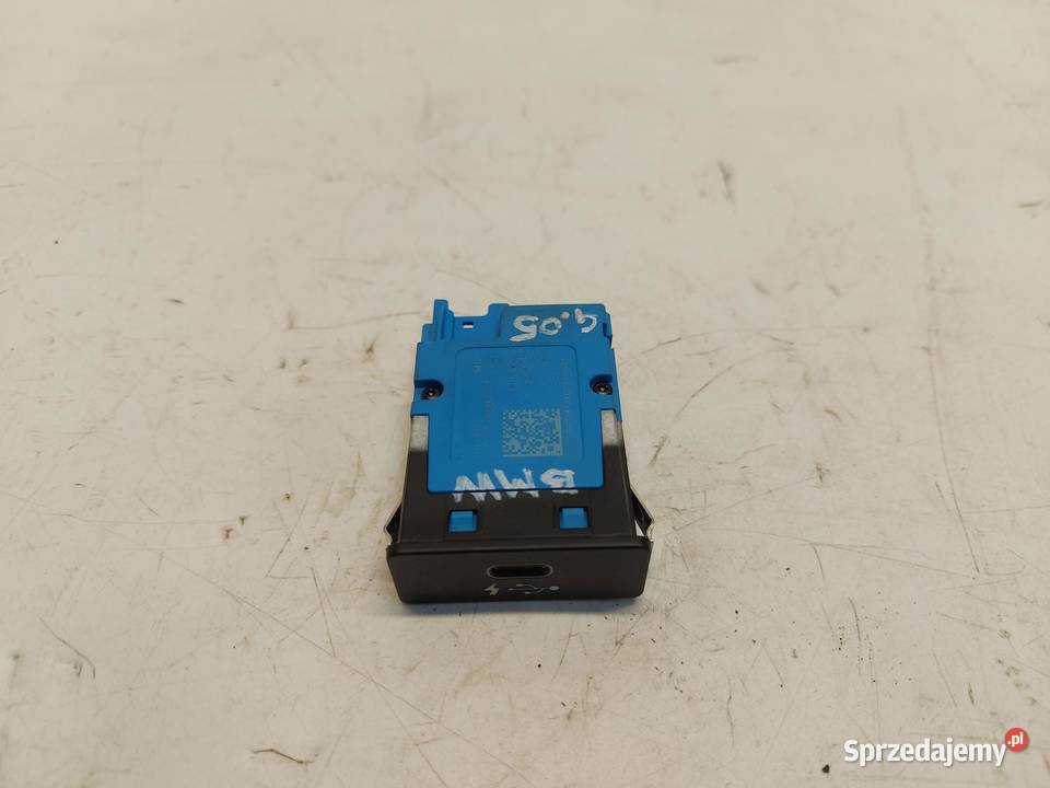 BMW G05 X5 30d 2019r GNIAZDO PORT USB Rozdzielacze gniazda zapalniczki Rozdzielacze gniazda zapalniczki