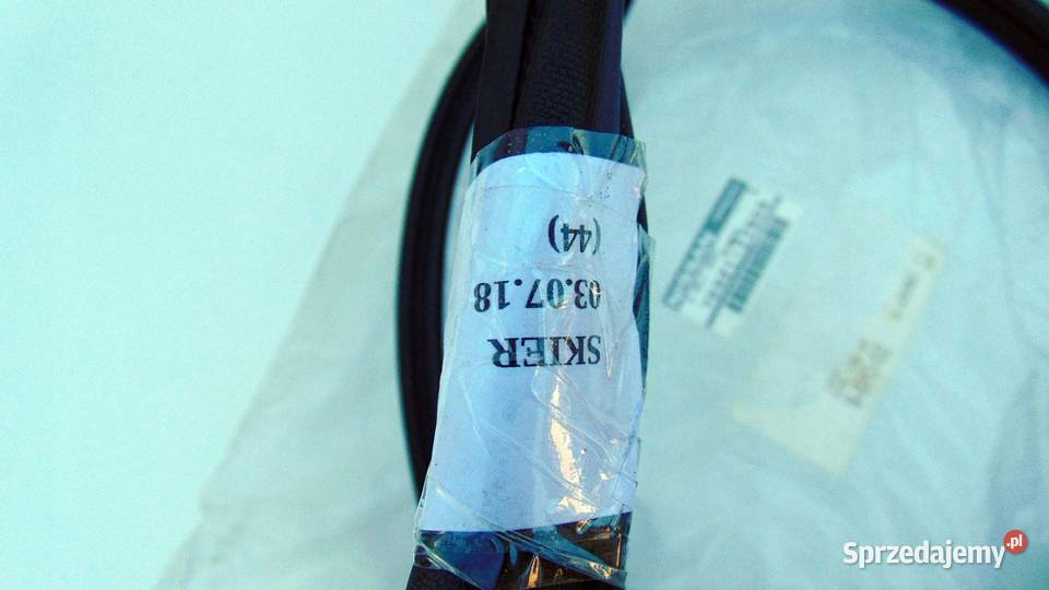 USZCZELKA DRZWI PRAWY PRZÓD INFINITI G37 Nowy Tomyśl