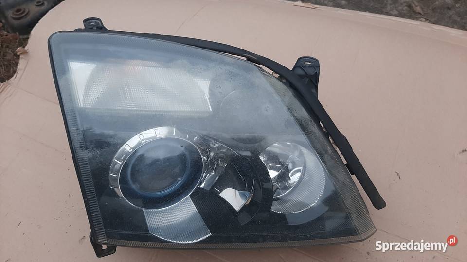 lampa przednia prawa lewa Opel vectra C signum Korzeńsko