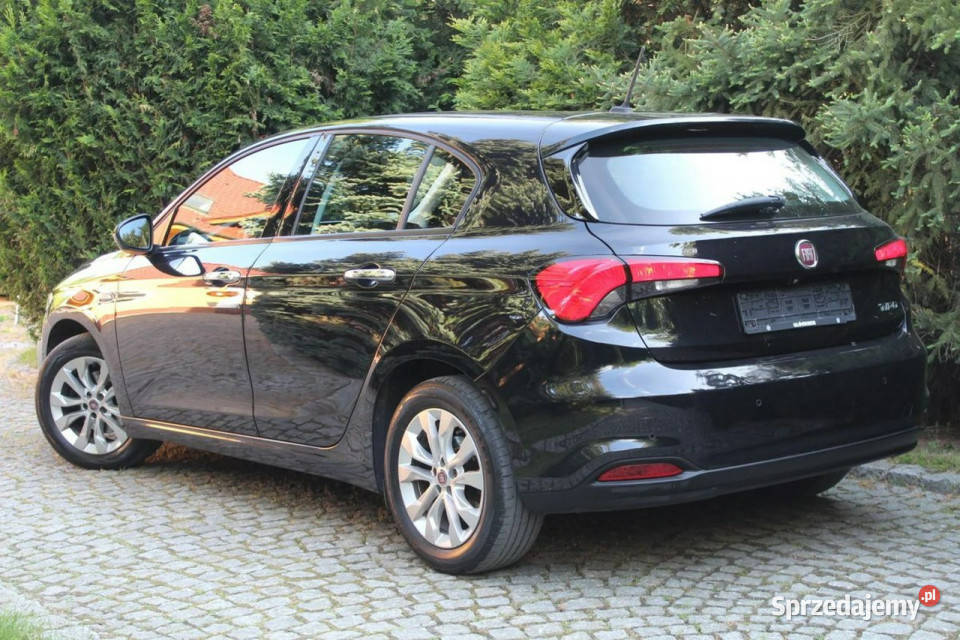 Fiat Tipo Lounge Lift 14 Benzyna 117 II 2016 czujnik deszczu Lubań