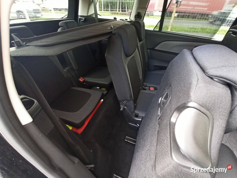 salon Polska nowy silnik 7 osób 170601km Rzeszów