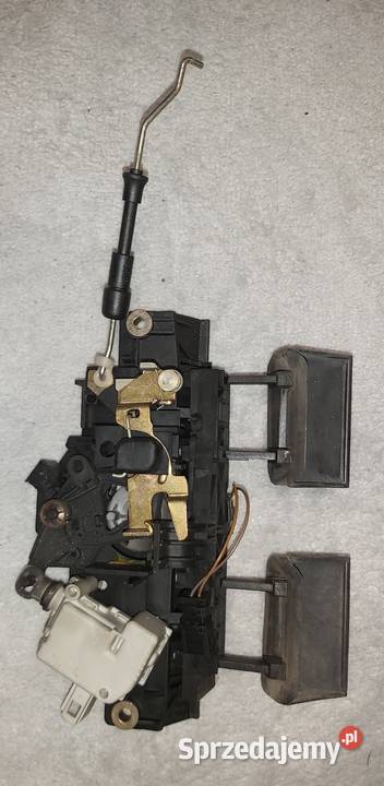 Klamka klapy bagażnika Audi A6 C5 4B0 827 565 H dolnośląskie Oława