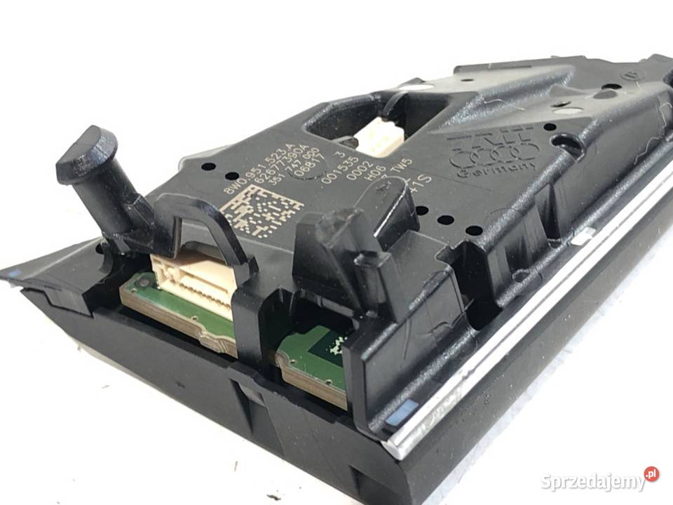 PRZEŁĄCZNIKI KIEROWNICY AUDI A4 B9 8W0951523A podkarpackie