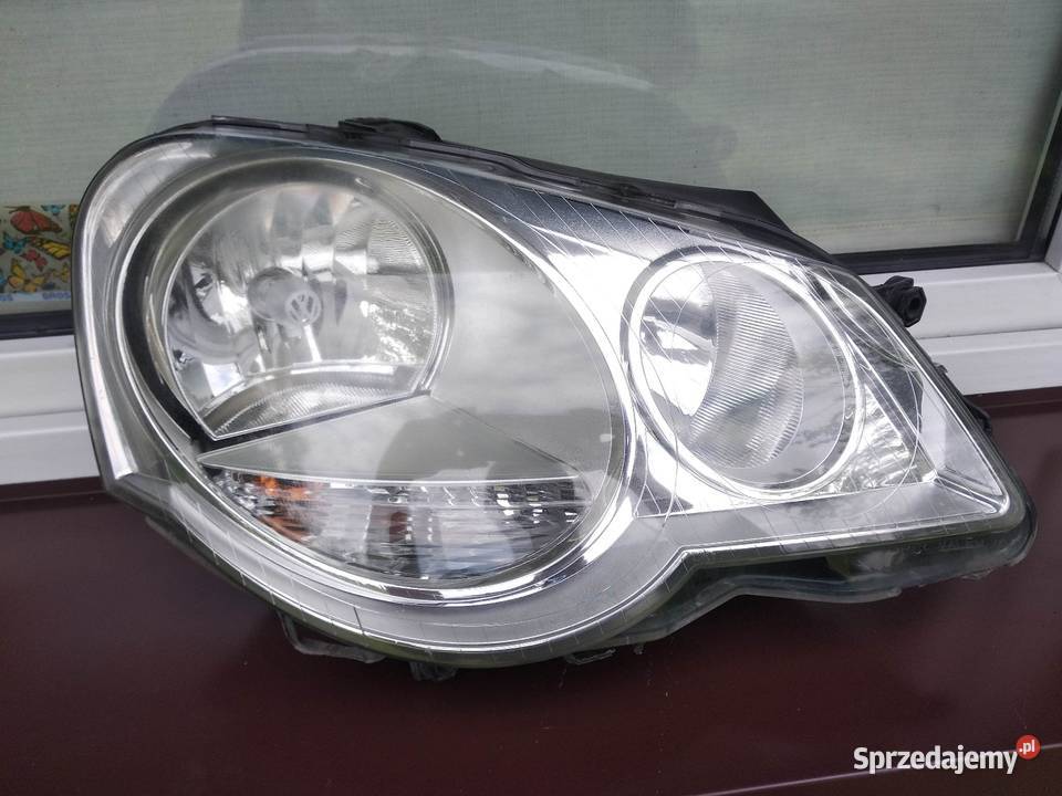 VW Polo 9N LIFT FL lampa przednia prawa Sieradz