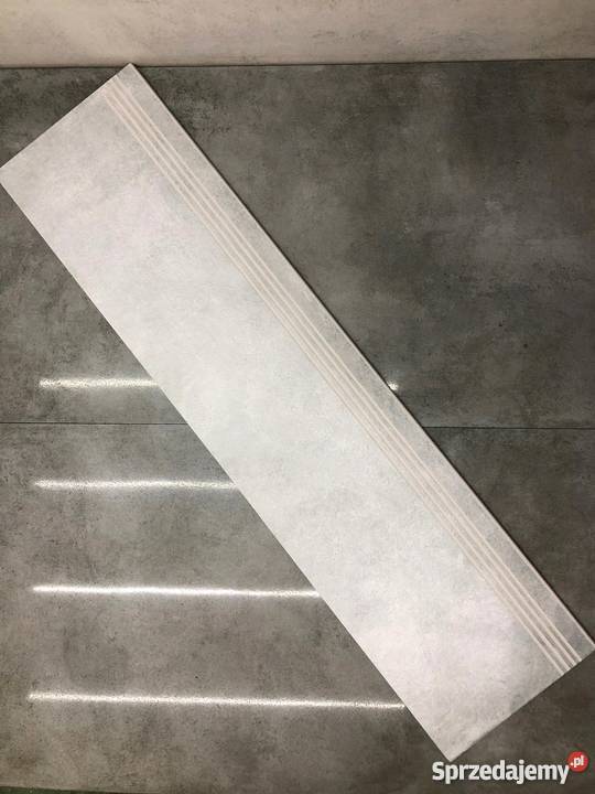 Betonowe płytki na schody ANTYPOŚLIZGOWE łódzkie Piotrków Trybunalski