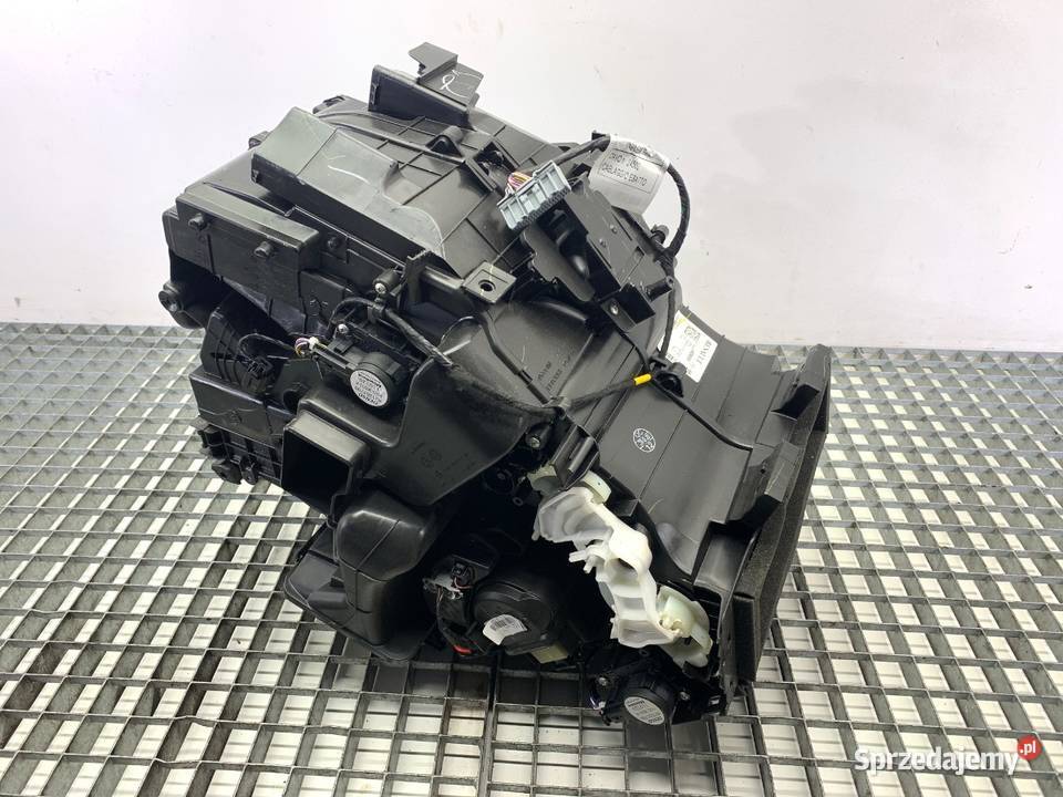 NAGRZEWNICA KOMPLETNA KOMBAJN RENAULT CLIO V Nagrzewnice