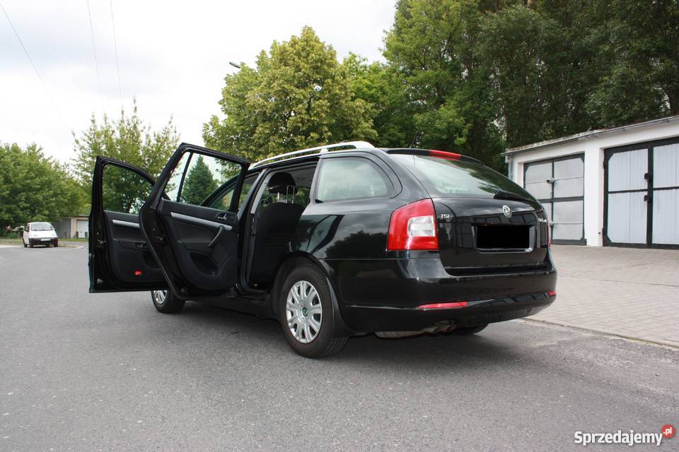 Skoda Octavia II Premia kombi lift salon ASO Octavia Poznań sprzedam
