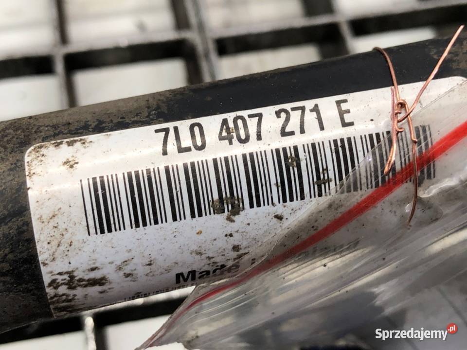 PÓŁOŚ LEWY PRZÓD AUDI Q7 4L 7L0407271E 30 233